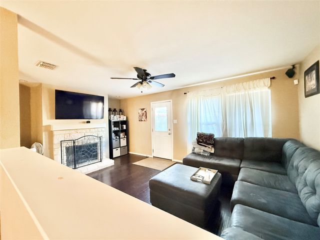 4533 Martingale View Lane, Fort Worth, TX 76244