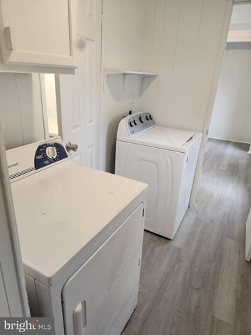 46 CHIPAWA AVE, Dover, PA 17315