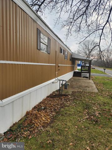 46 CHIPAWA AVE, Dover, PA 17315