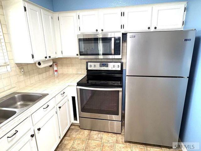 176 Valley Court, Challis, ID 83226