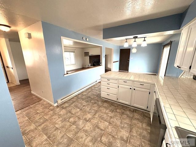 176 Valley Court, Challis, ID 83226