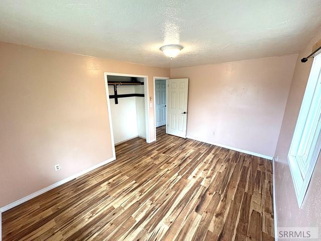 176 Valley Court, Challis, ID 83226