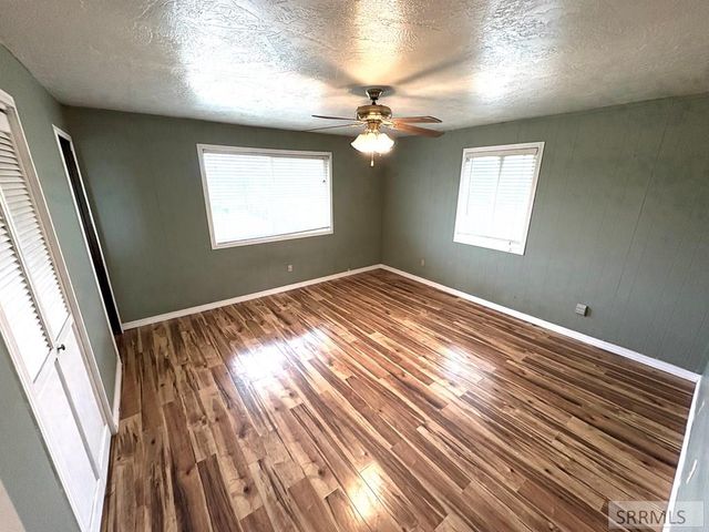 176 Valley Court, Challis, ID 83226