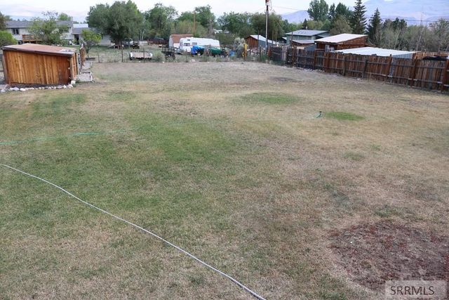 176 Valley Court, Challis, ID 83226