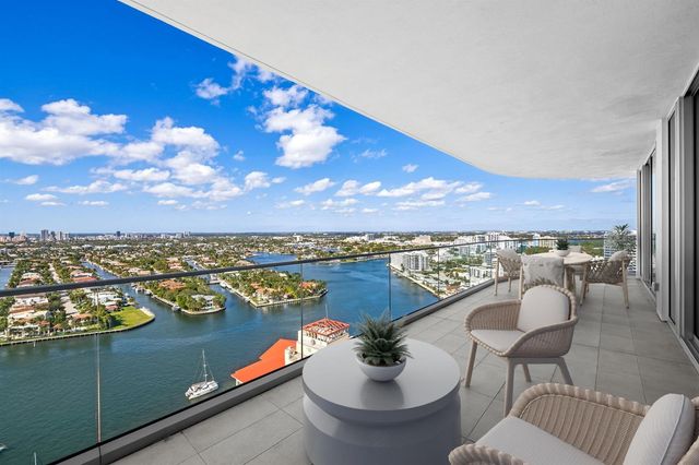 153 N Seabreeze Boulevard 2404-s, Fort Lauderdale, FL 33304