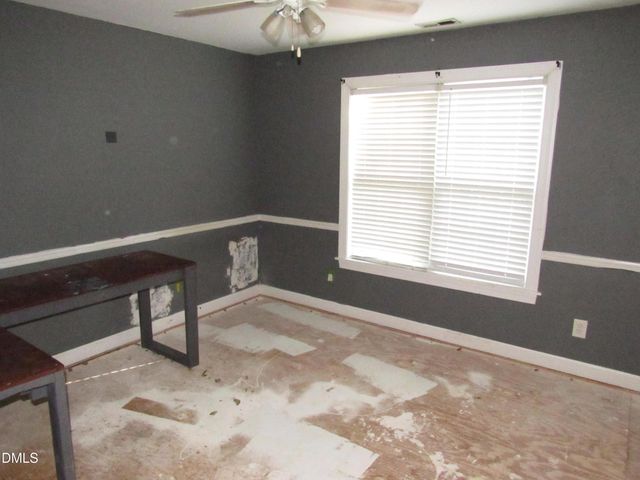 110 Kingfisher Way, Louisburg, NC 27549