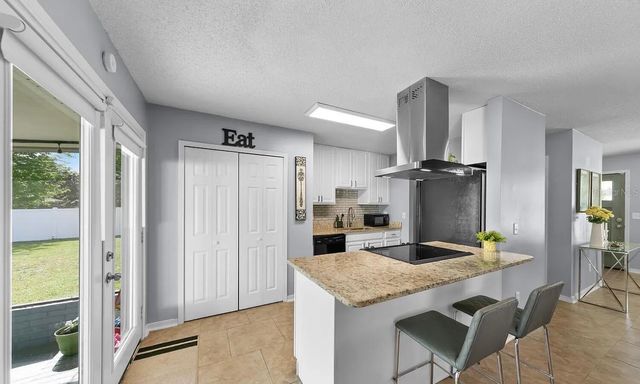 1121 LONDONDERRY DRIVE, Orange Park, FL 32065