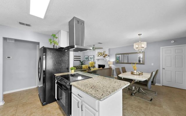 1121 LONDONDERRY DRIVE, Orange Park, FL 32065
