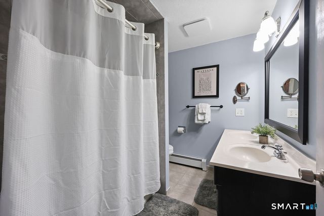 37 Belle Woods Drive, Glastonbury, CT 06033