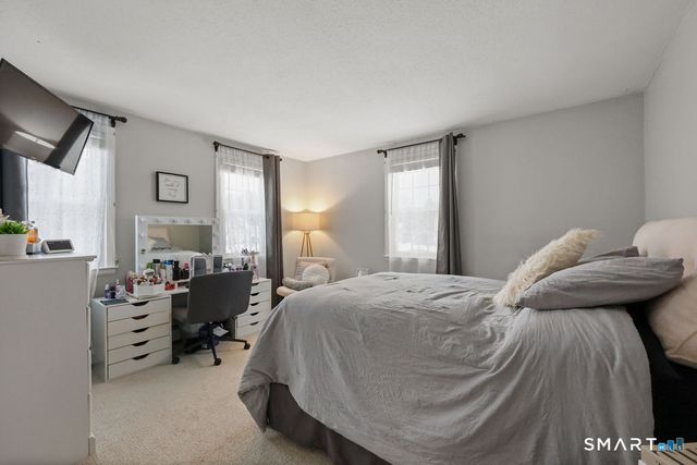 37 Belle Woods Drive, Glastonbury, CT 06033