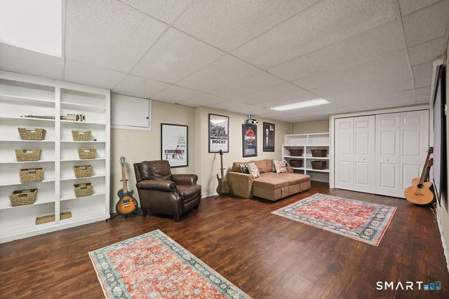 37 Belle Woods Drive, Glastonbury, CT 06033