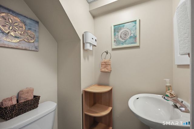 37 Belle Woods Drive, Glastonbury, CT 06033