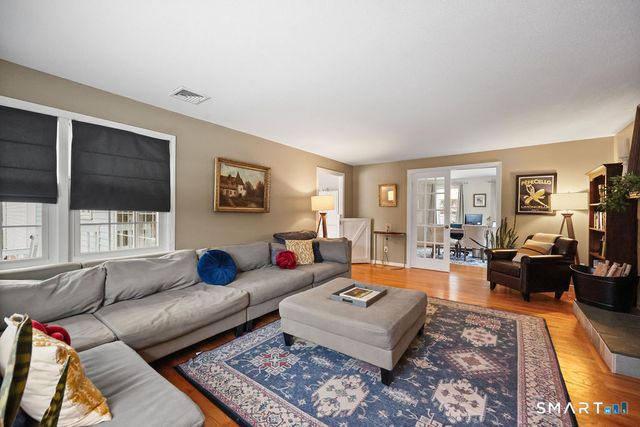 37 Belle Woods Drive, Glastonbury, CT 06033