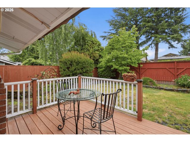 10440 Sw CENTURY OAK Dr, Portland, OR 97224