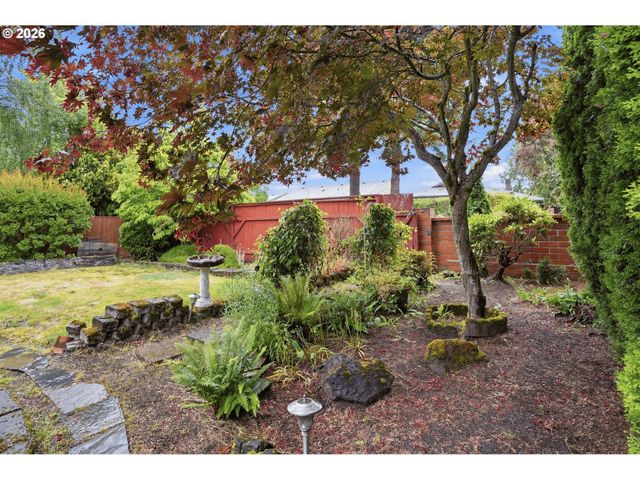 10440 Sw CENTURY OAK Dr, Portland, OR 97224