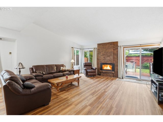 10440 Sw CENTURY OAK Dr, Portland, OR 97224