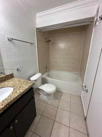 15590 SW 106th Ln 1102, Miami, FL 33196
