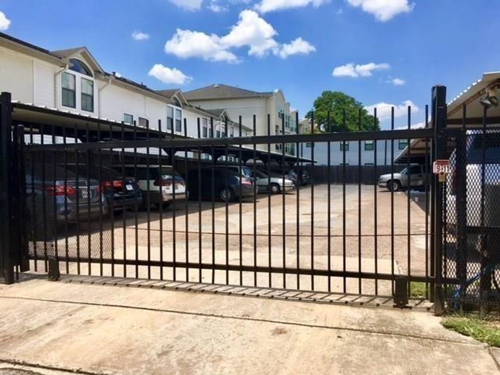2516 Commonwealth Street 105, Houston, TX 77006