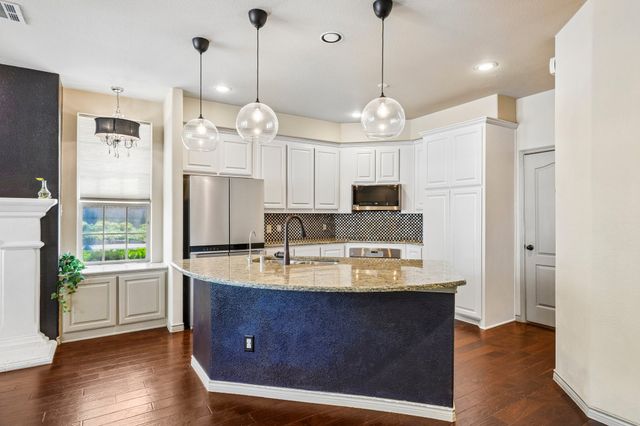 7937 Parkwood Boulevard, Plano, TX 75024
