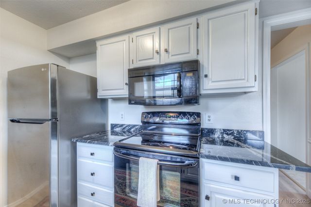 4707 E 93rd Court 26D, Tulsa, OK 74137