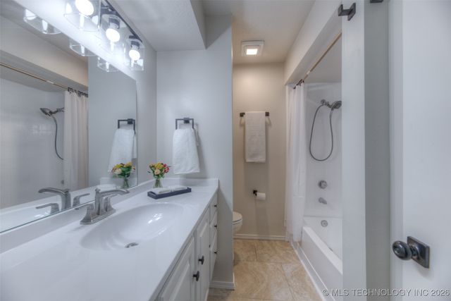 4707 E 93rd Court 26D, Tulsa, OK 74137