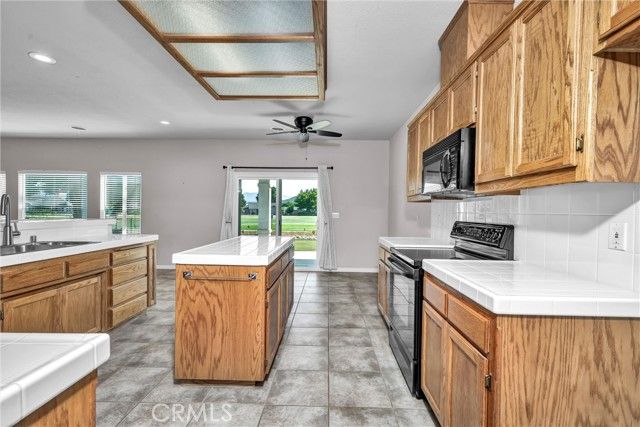 18579 Hidden Valley Road, Hidden Valley Lake, CA 95467