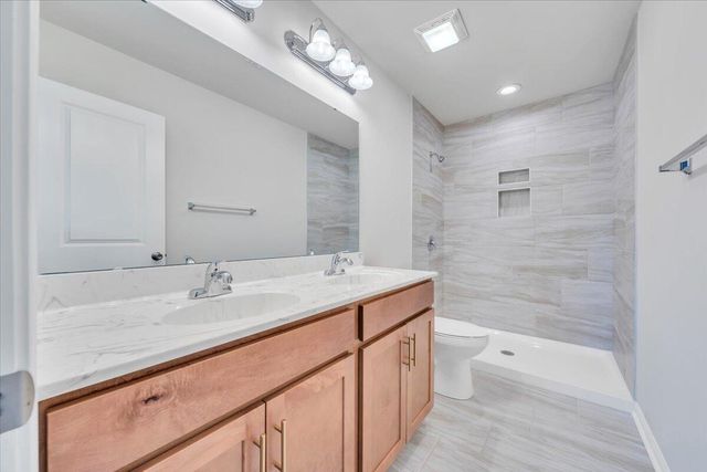 6643 Jojo LN, Roanoke, VA 24019