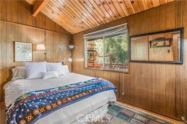 42962 Dogwood Drive, Big Bear Lake, CA 92315