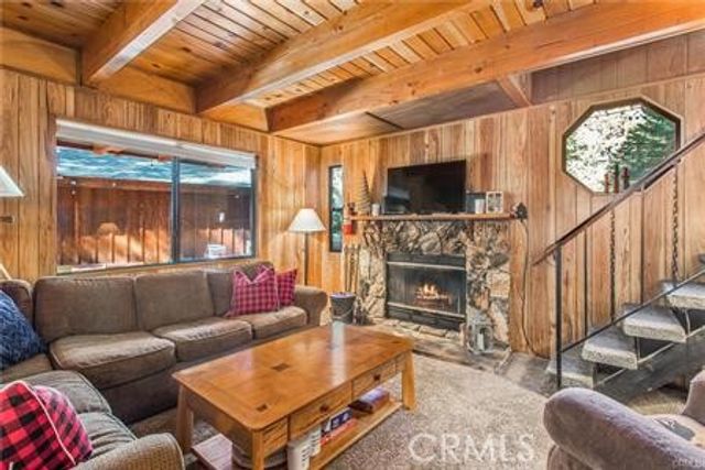 42962 Dogwood Drive, Big Bear Lake, CA 92315