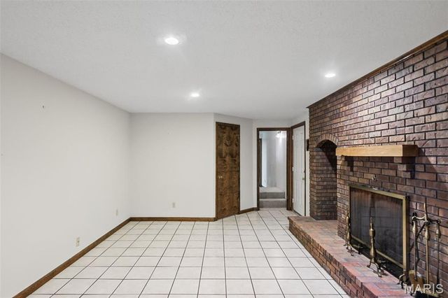 116 Lotus Drive, Edwardsville, IL 62025
