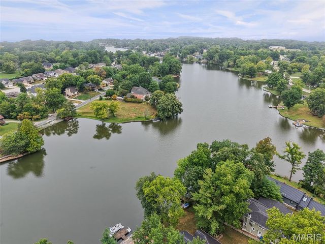 116 Lotus Drive, Edwardsville, IL 62025