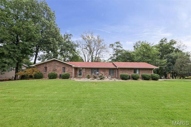 116 Lotus Drive, Edwardsville, IL 62025