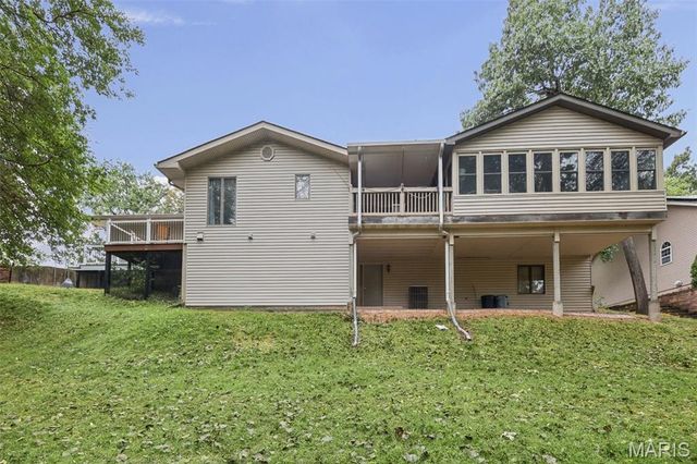 116 Lotus Drive, Edwardsville, IL 62025