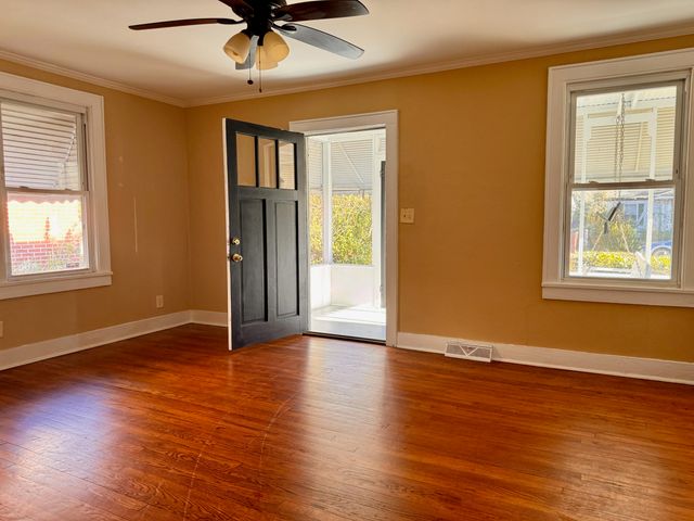 2652 Hull Street, North Charleston, SC 29405