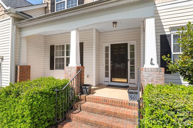 10512 Kilchurn Court, Charlotte, NC 28277