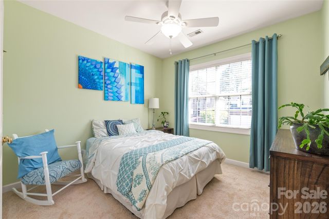 10512 Kilchurn Court, Charlotte, NC 28277