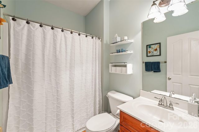 10512 Kilchurn Court, Charlotte, NC 28277