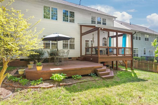 10512 Kilchurn Court, Charlotte, NC 28277