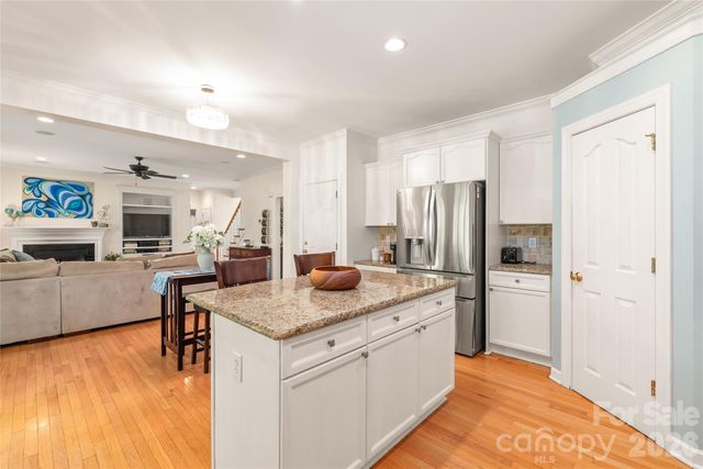 10512 Kilchurn Court, Charlotte, NC 28277