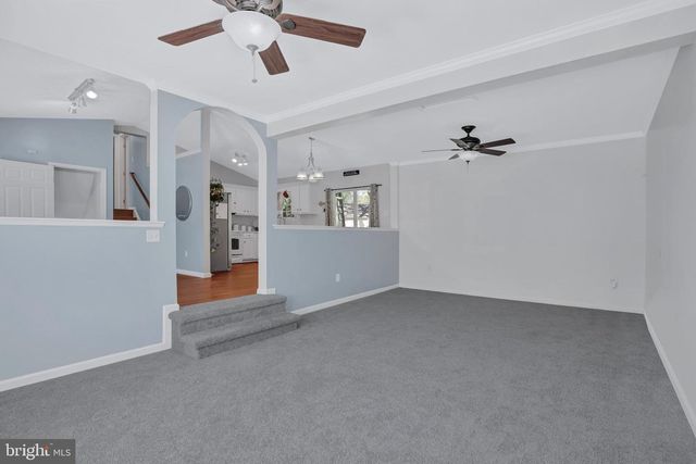 3033 BLACKLAND CT, Waldorf, MD 20602