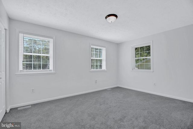 3033 BLACKLAND CT, Waldorf, MD 20602