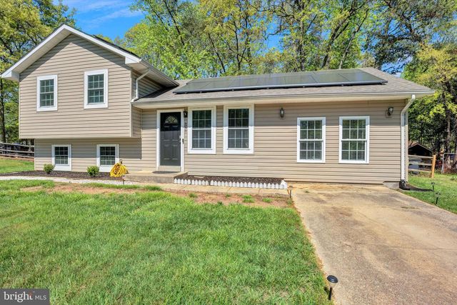 3033 BLACKLAND CT, Waldorf, MD 20602