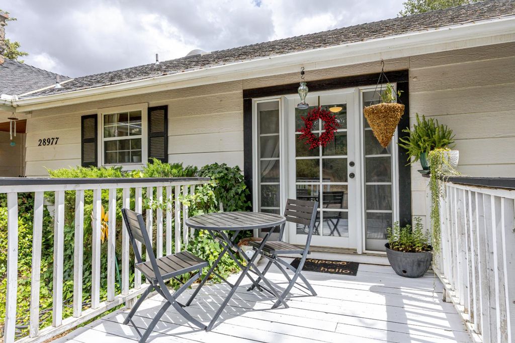 Image 10 of property listing at 28977 Long Hollow Court N, Coarsegold, CA 93614