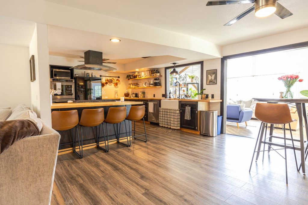 Image 17 of property listing at 28977 Long Hollow Court N, Coarsegold, CA 93614
