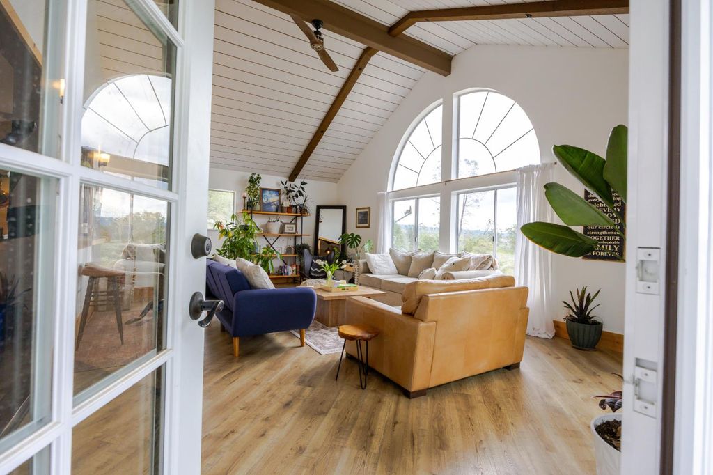 Image 55 of property listing at 28977 Long Hollow Court N, Coarsegold, CA 93614