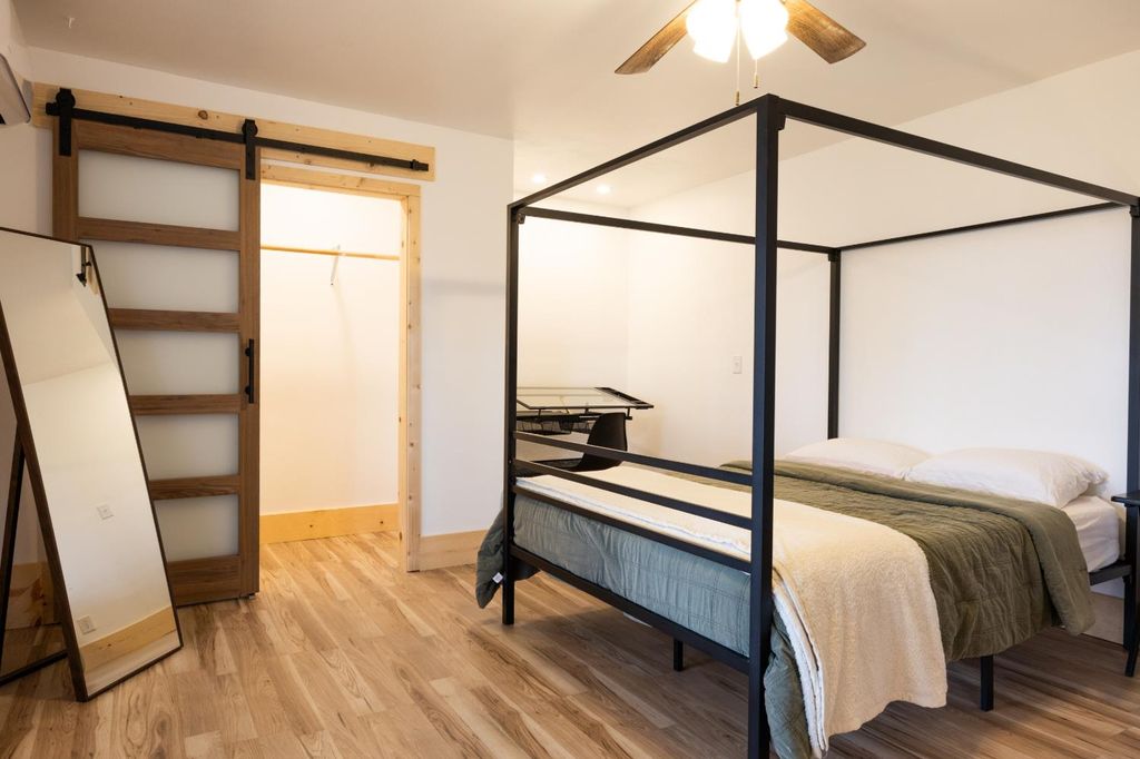 Image 61 of property listing at 28977 Long Hollow Court N, Coarsegold, CA 93614
