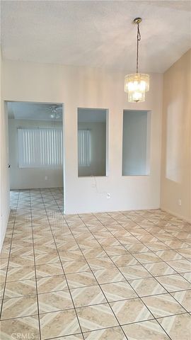 14425 Manzano, Victorville, CA 92392