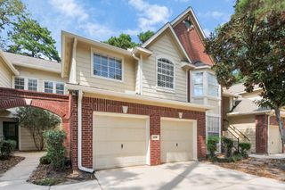 138 N Magnolia Pond Place, The Woodlands, TX 77381