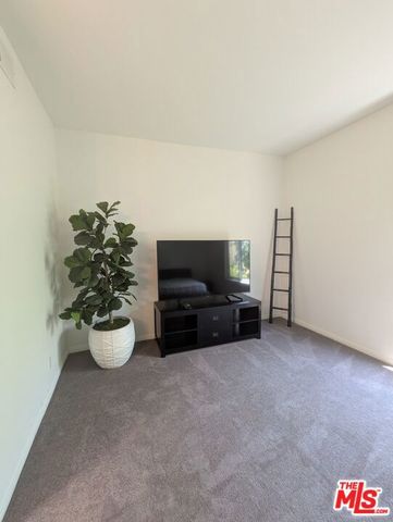 10600 Holman Avenue 11, Los Angeles, CA 90024