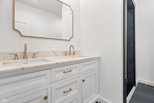 1158 Burdsal Parkway, Indianapolis, IN 46208